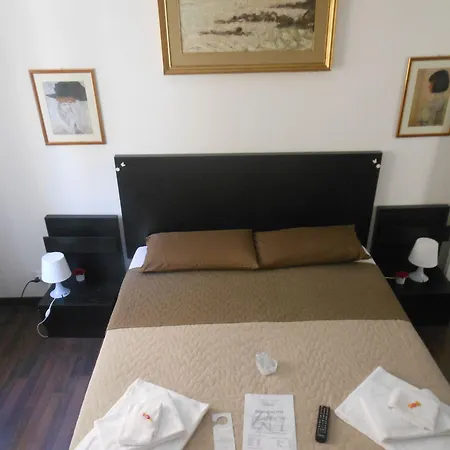 Residenza Il Magnifico 招待所 罗马